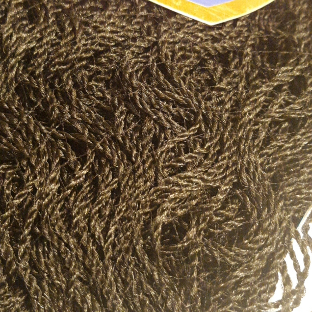 Lace wig - Picture 3 of 4